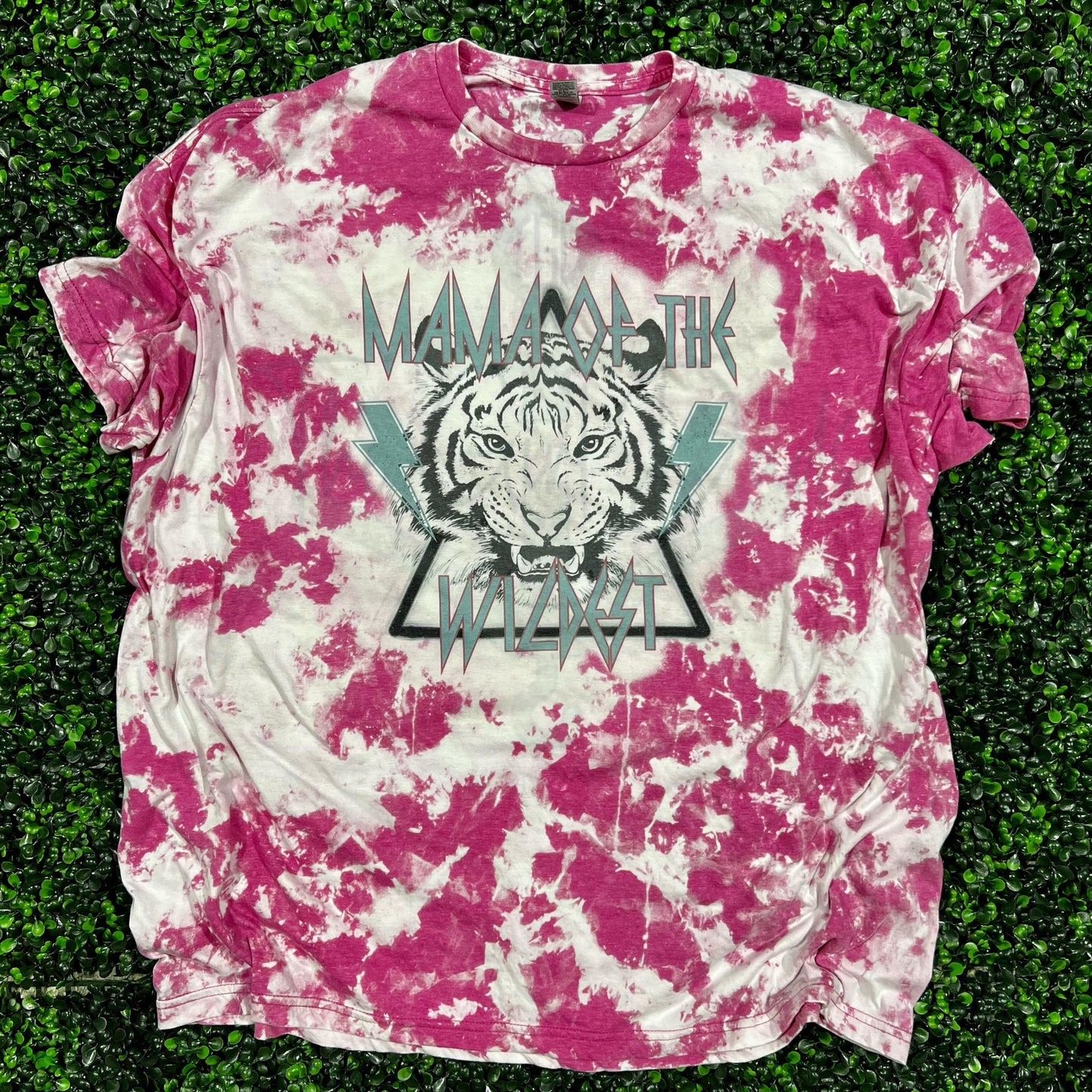 Mama to the Wildest Top Design
