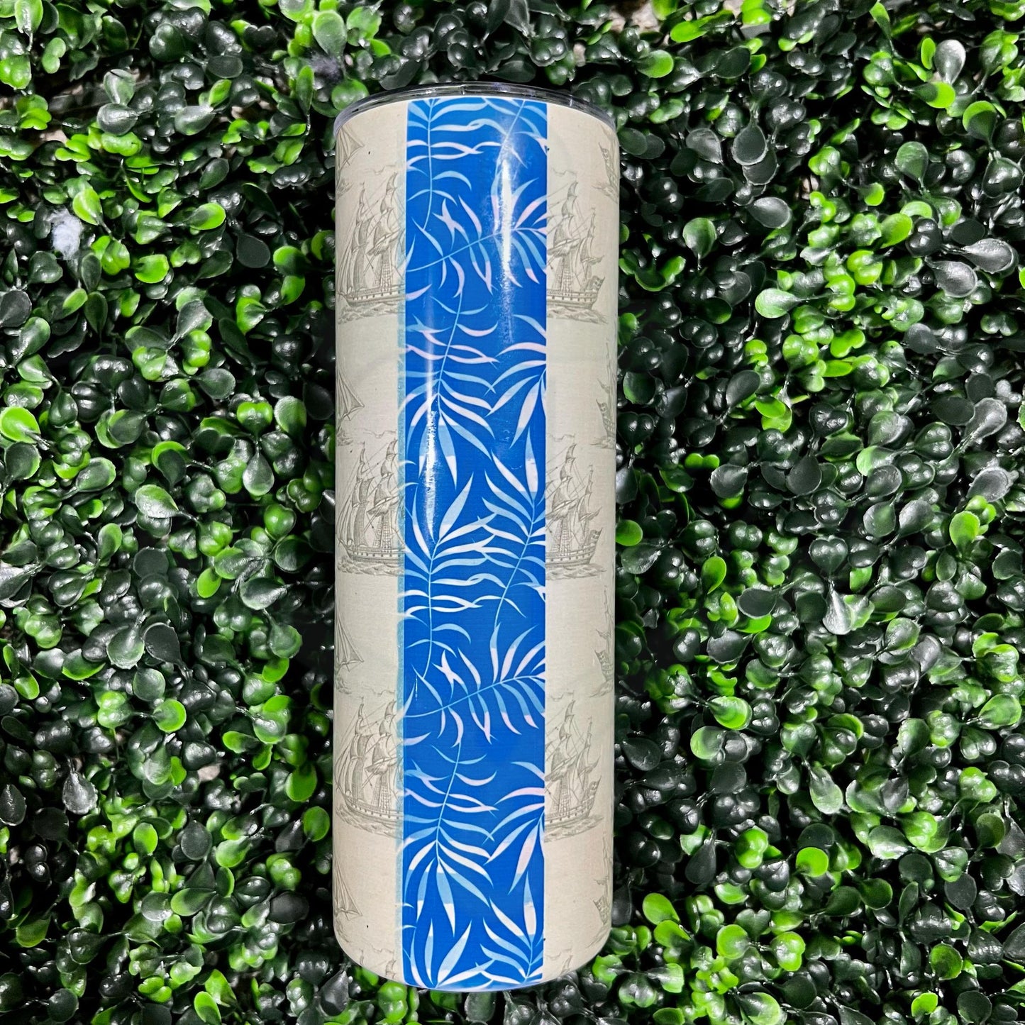 Megapint Kind of Day (Boats) Drinkware