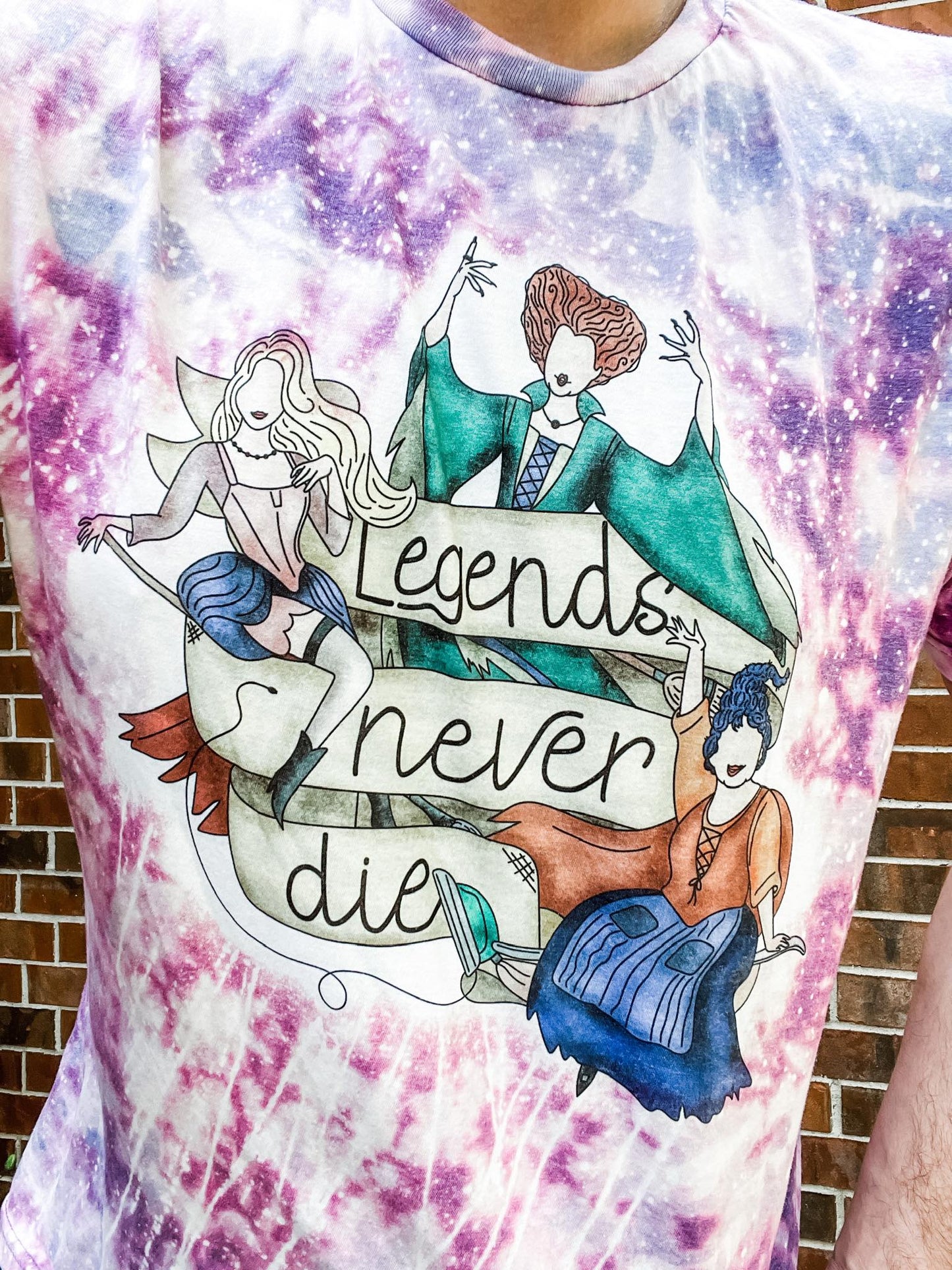 Legends Never Die Top Design