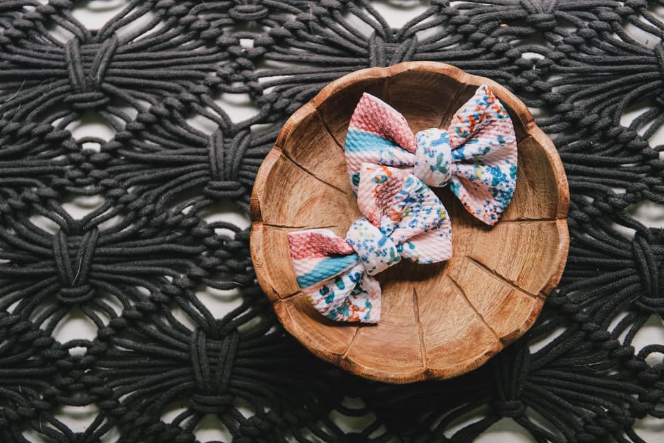 Cactus Brushstrokes Bow
