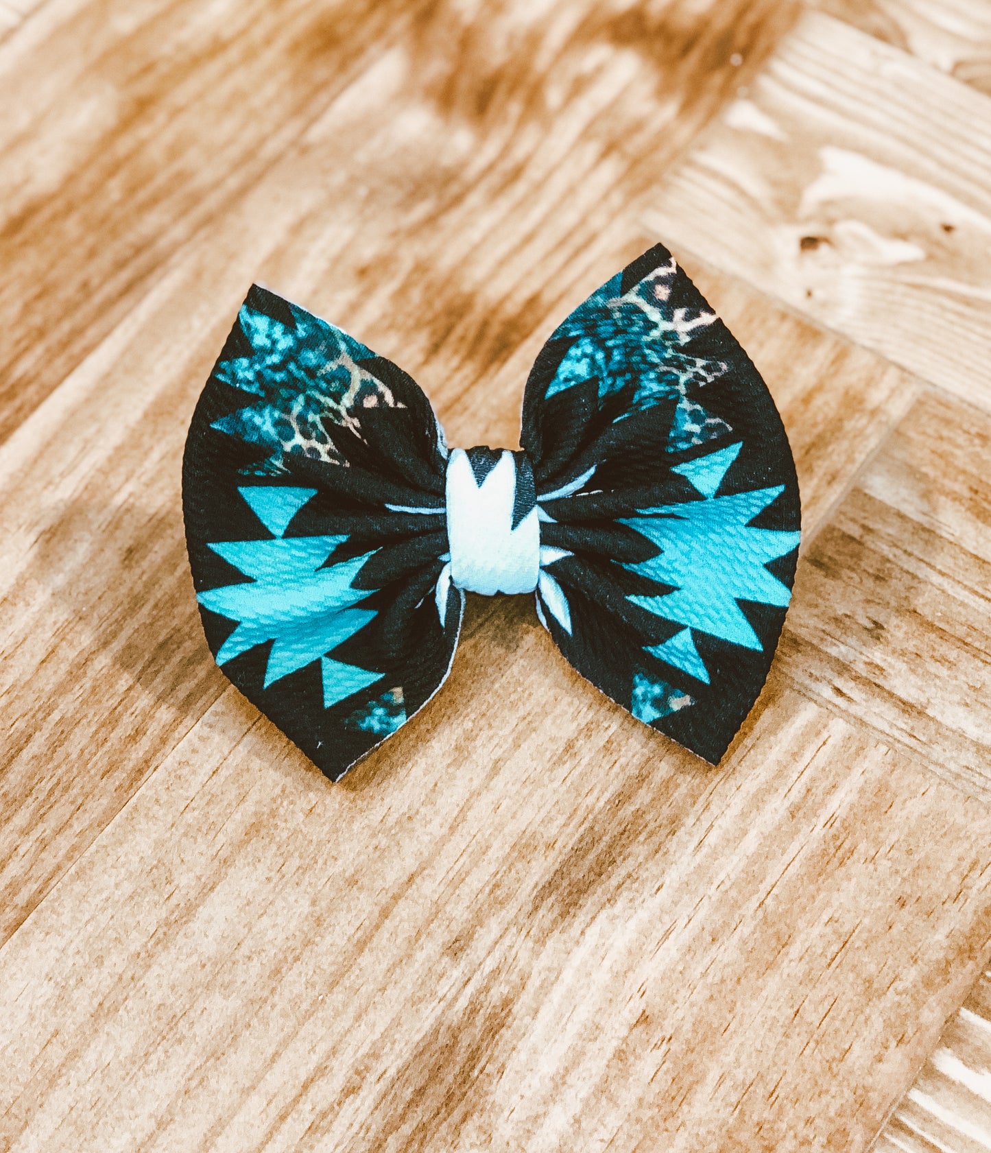 Leopard Turquoise Bow